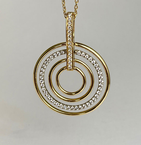 Ellie Thompson Pendant