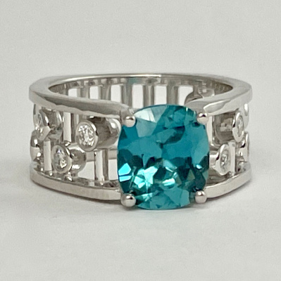 city-rhythms-ring-with-blue-zircon-3