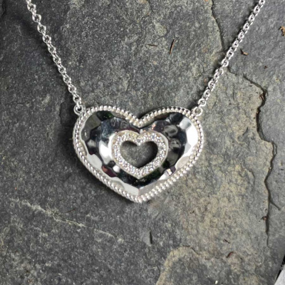 open-heart-pendant-wg