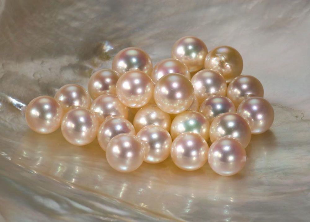 Group of pearls